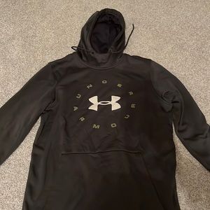 Very dark green under armor sweatshirt